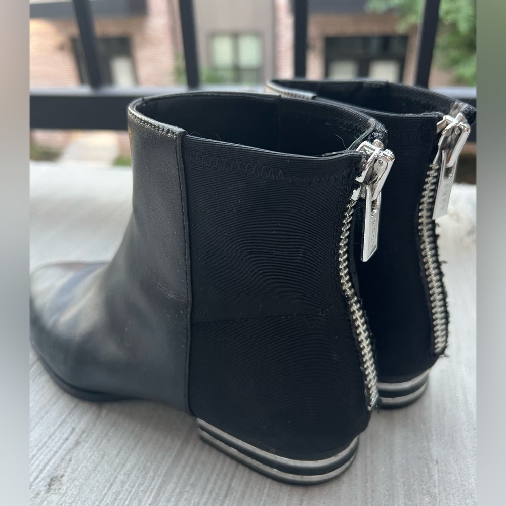 6.5 / 37 DKNY Black & Silver Bootie